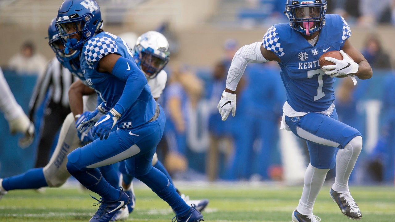 Defense helps No. 20 Kentucky outlast Middle Tennessee 34-23